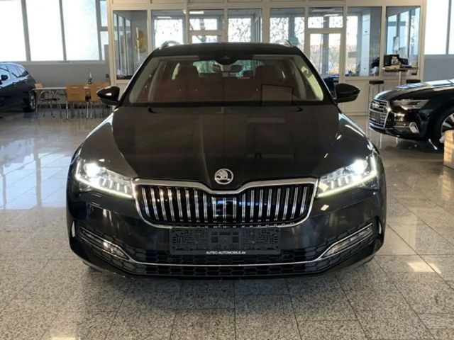 Skoda Superb 2.0 TDI Combi