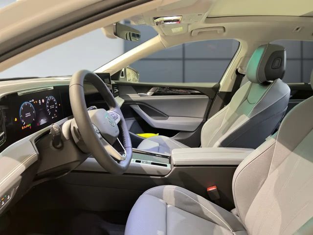 Volkswagen Passat Elegance Elegance