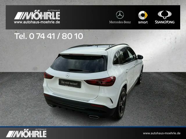 Mercedes-Benz GLA 180 AMG Line