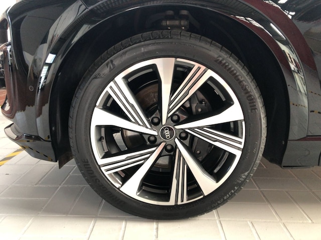 Audi Q6 e-tron Quattro