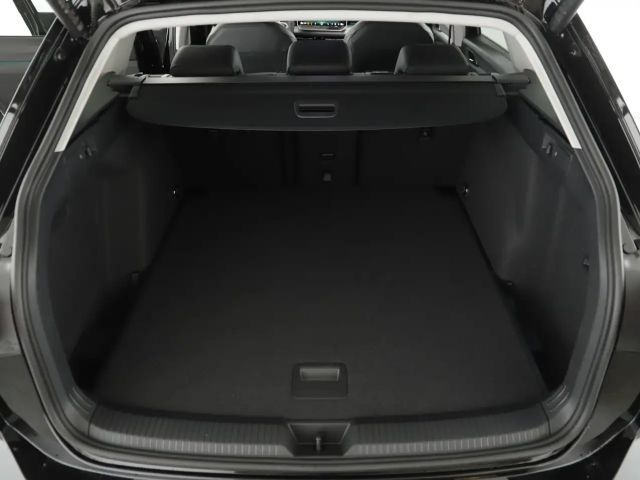 Volkswagen Golf Business DSG Variant