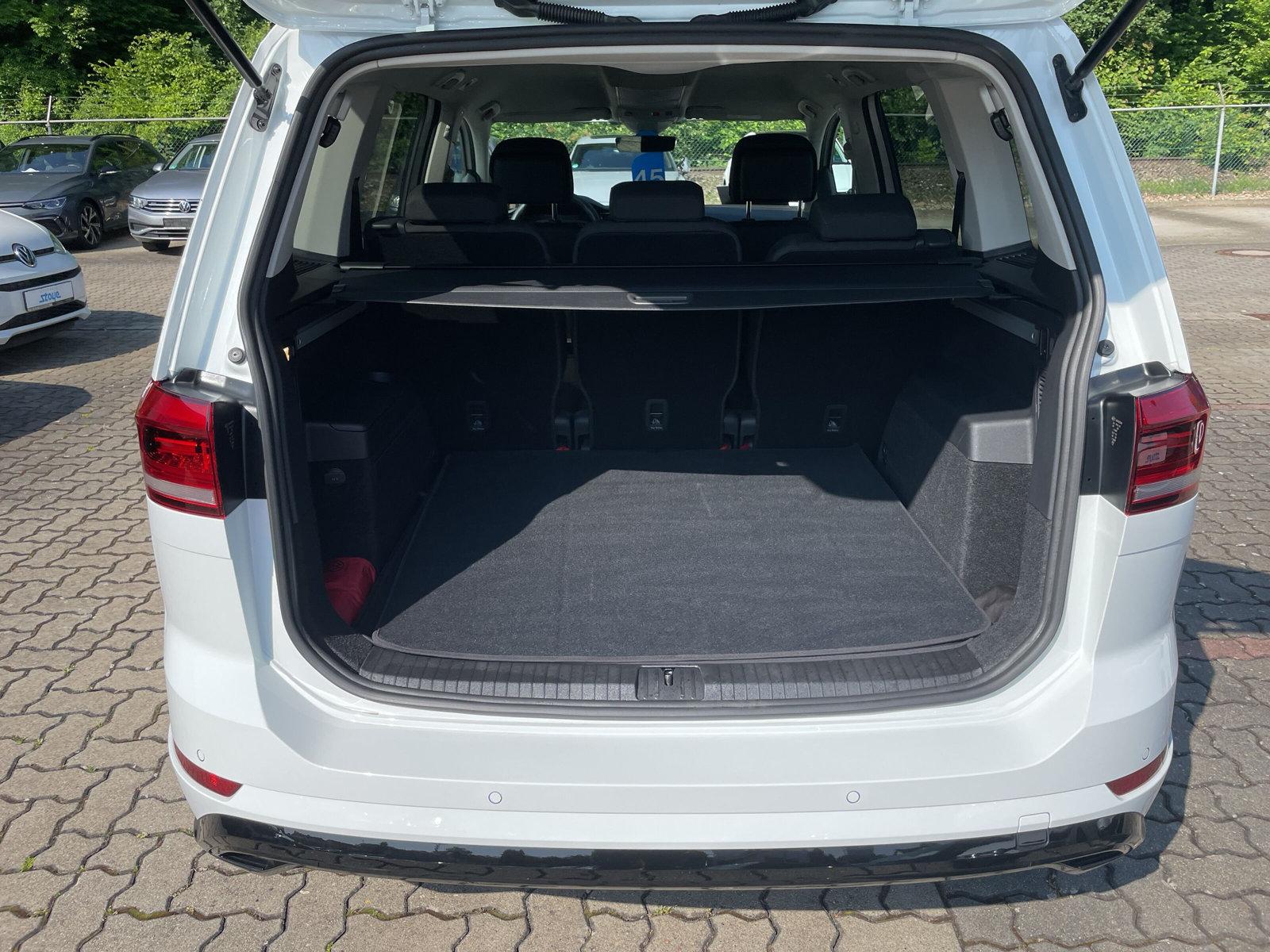 Volkswagen Touran DSG R-Line
