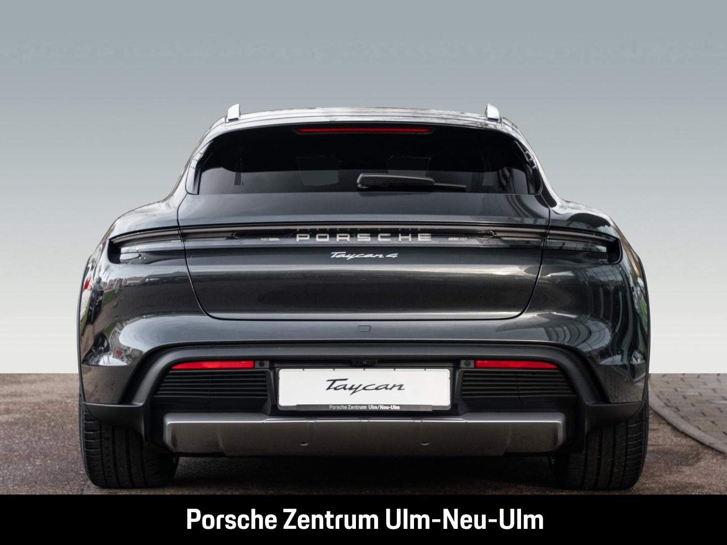 Porsche Taycan 4 Cross Turismo