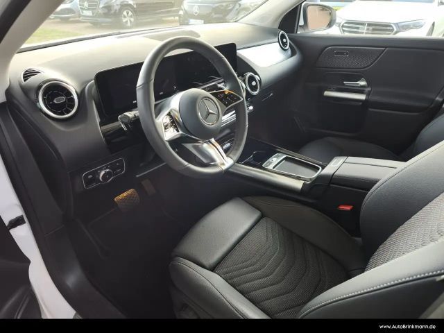 Mercedes-Benz GLA 200 GLA 200 ADVANCED/LED/KAMERA/WINTER/EASY-PACK SHZ