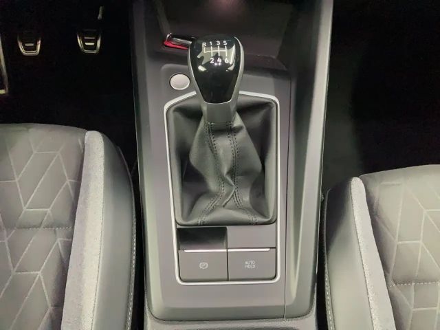 Volkswagen Golf 1.5 TSI Golf VIII Life