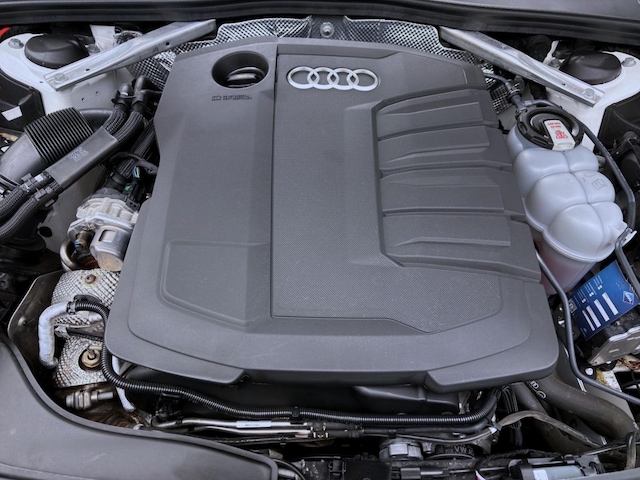 Audi A4 40 TDI Avant S-Line S-Tronic