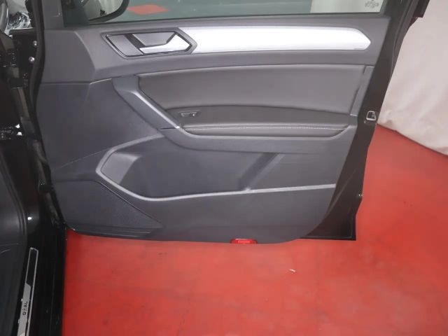 Volkswagen Touran DSG