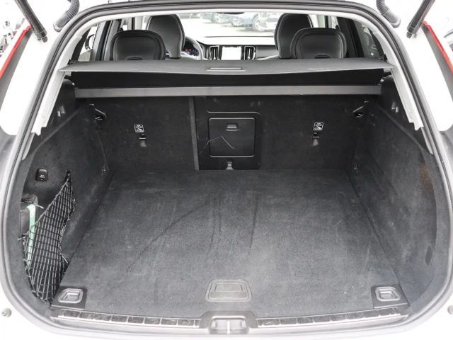 Volvo XC60 Dark Plus