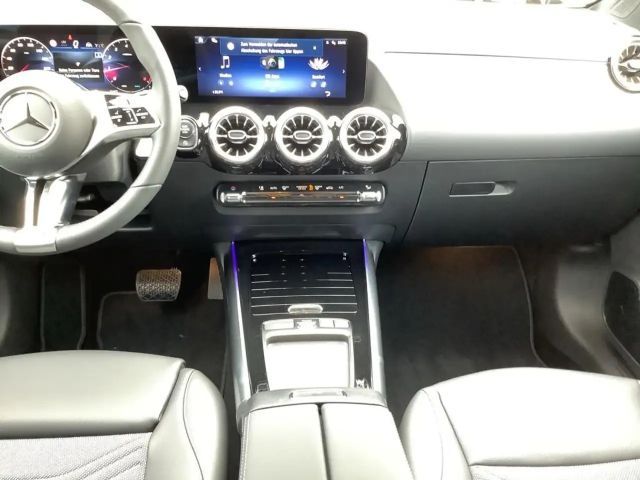 Mercedes-Benz GLA 220 4MATIC