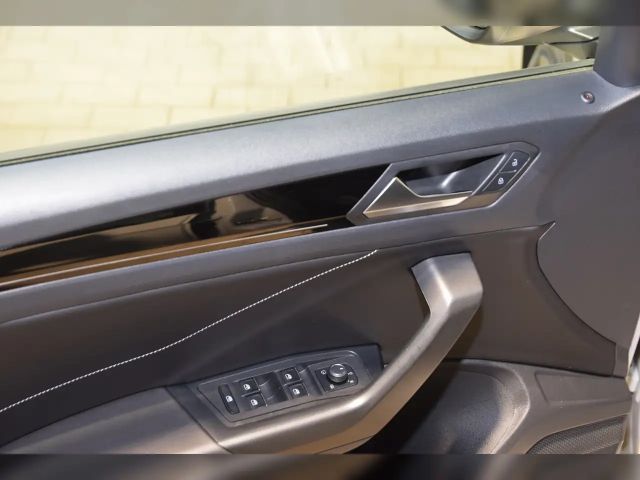 Volkswagen T-Roc DSG R-Line