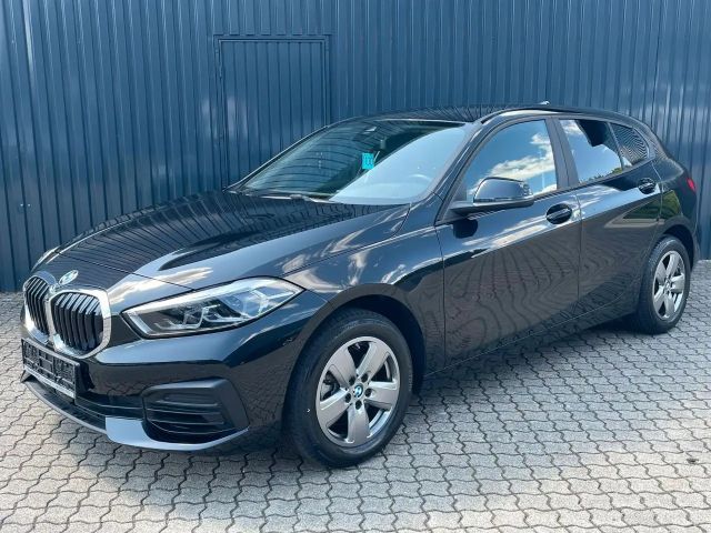 BMW 116 116i 5-deurs Sedan