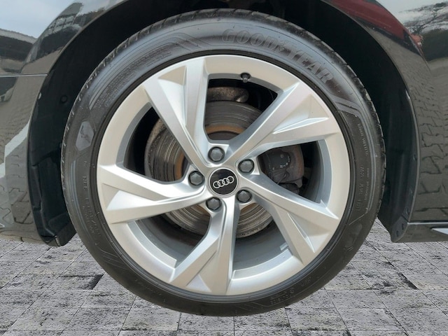 Audi A4 35 TFSI Avant S-Tronic