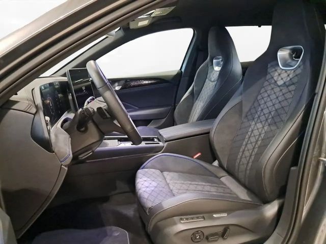 Volkswagen Passat 4Motion DSG R-Line