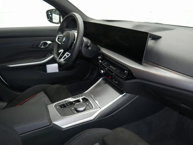 BMW 320 320d M-Sport Touring xDrive