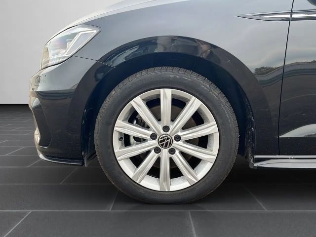 Volkswagen Touran 1.5 TSI DSG R-Line