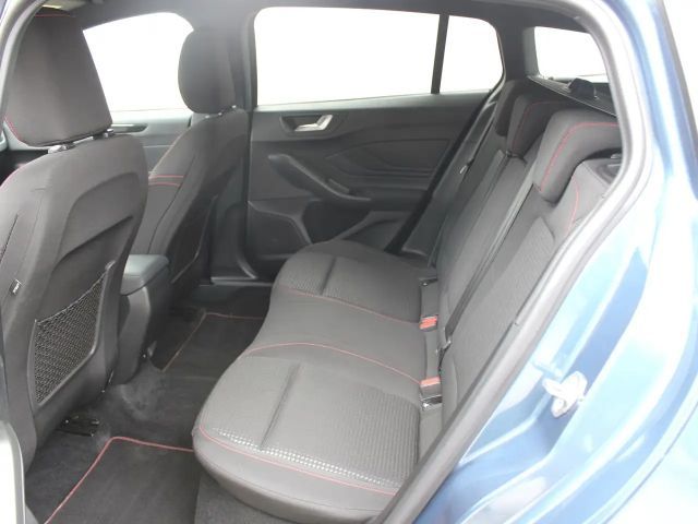 Ford Focus EcoBoost ST Line