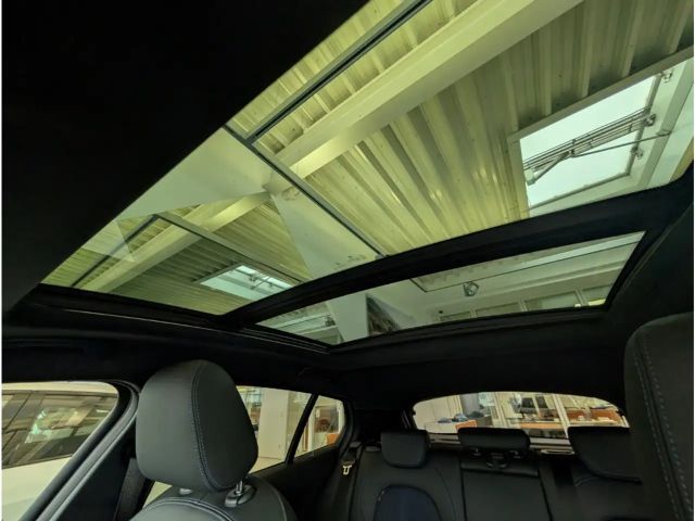 BMW 118 118i M-Sport Sedan