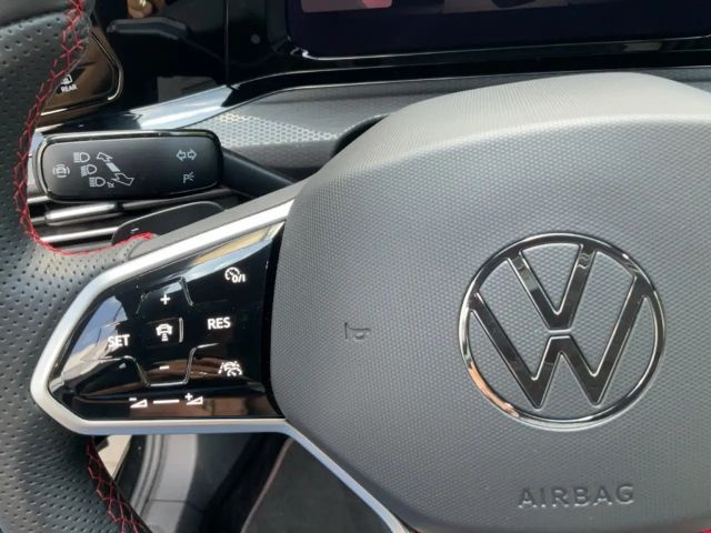 Volkswagen Golf 2.0 TSI Golf VIII