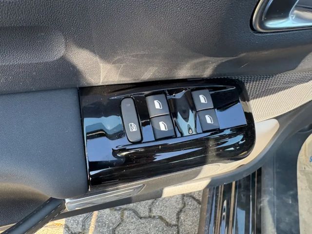 Citroën C3 110 EAT 6 Kamera/Ápp-Connect/ KeylessGo/PDC