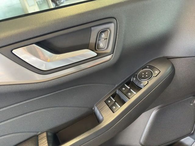 Ford Kuga Plug in Hybrid Titanium