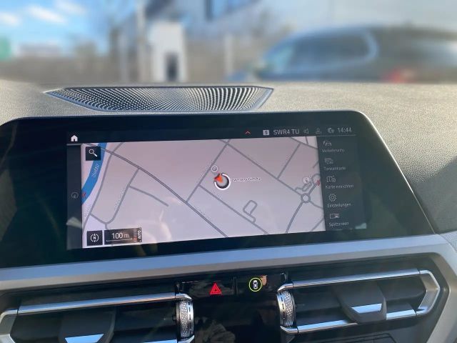 BMW 330 330e Advantage pakket Touring
