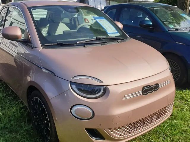 Fiat 500e La Prima by Bocelli
