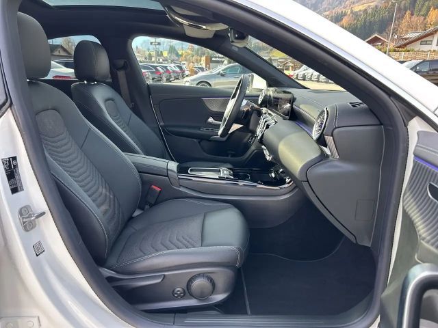 Mercedes-Benz CLA 180 Coupé