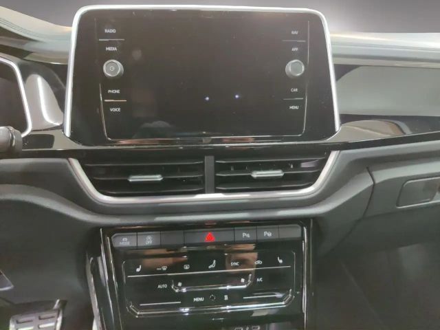 Volkswagen T-Roc 1.5 TSI DSG R-Line
