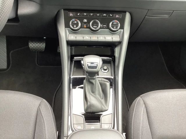 Skoda Karoq Selection