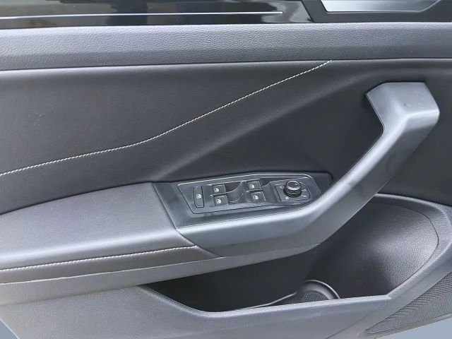 Volkswagen T-Roc 2.0 TSI DSG R-Line