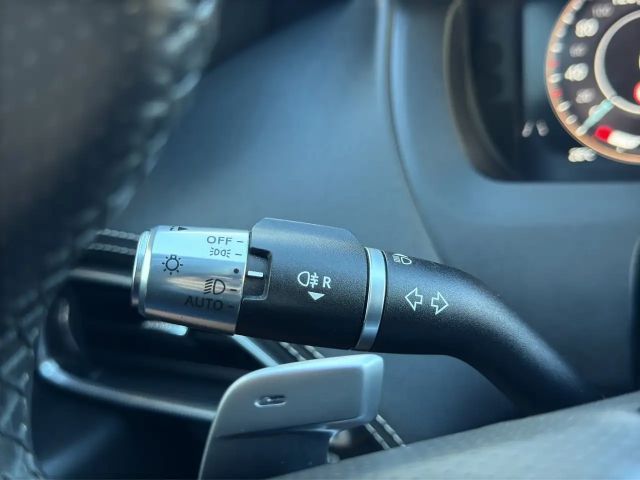 Jaguar XE AWD D200 R-Dynamic S