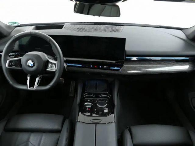 BMW 520 520d M-Sport Touring