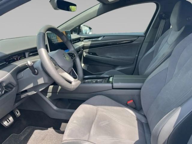 Volkswagen ID.7 IQ.Drive Pro Tourer