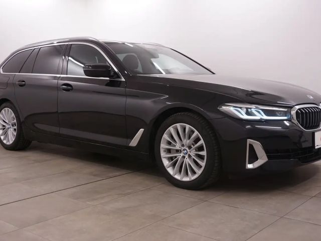 BMW 530 530e Luxury Line xDrive