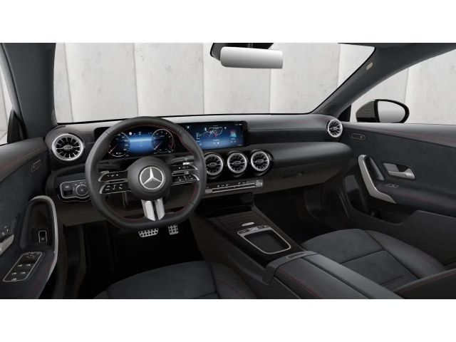 Mercedes-Benz CLA 200 AMG Line Coupé