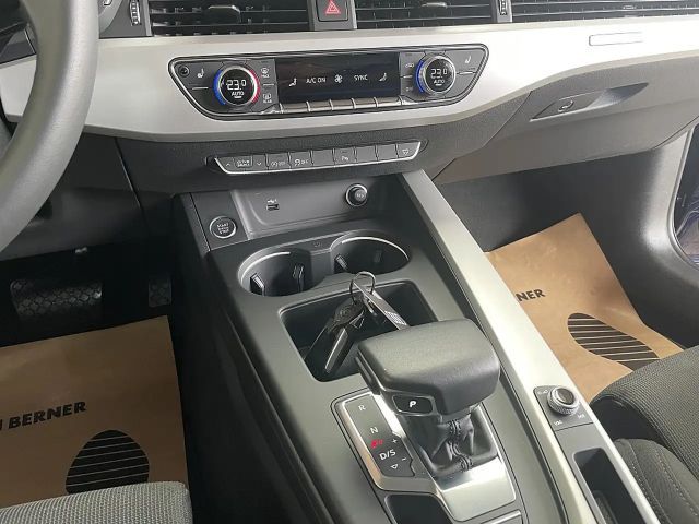 Audi A4 40 TDI Avant Quattro S-Tronic