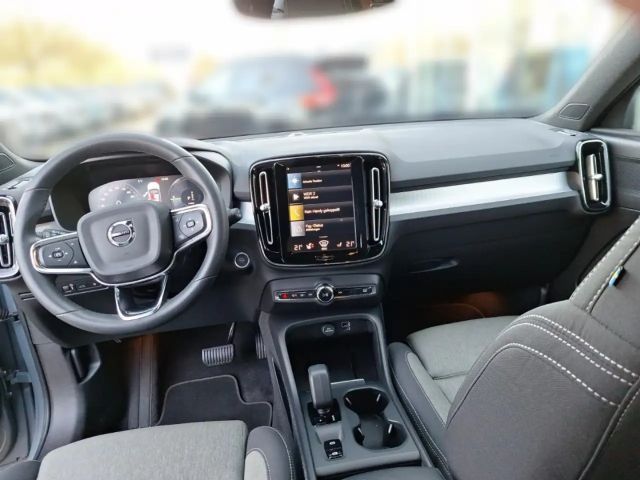 Volvo XC40 T4