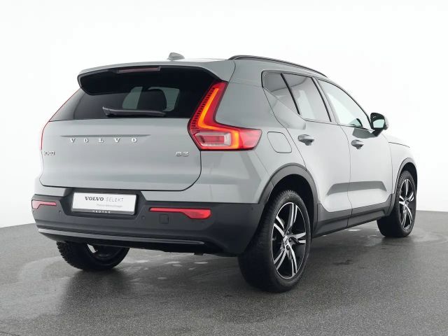 Volvo XC40 Dark Plus