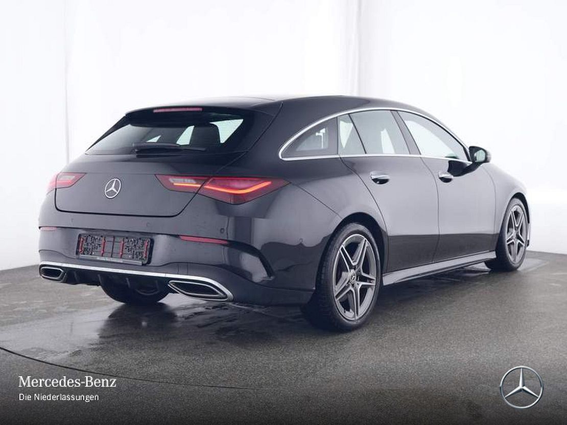 Mercedes-Benz CLA 200 AMG Line Shooting Brake