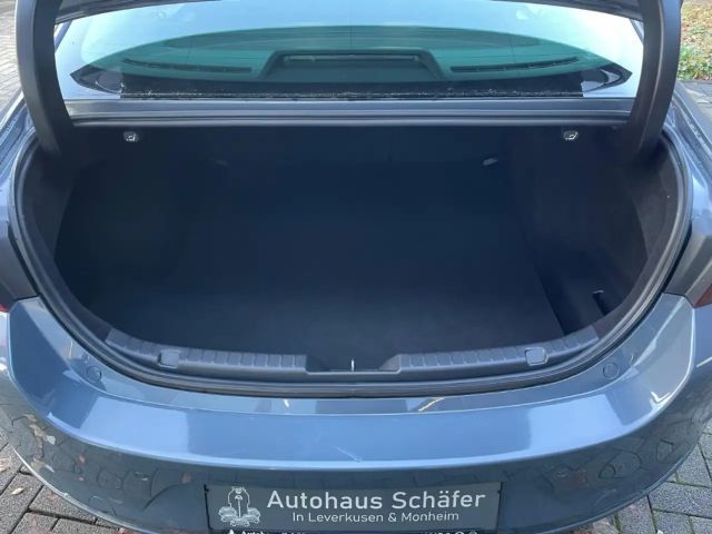 Mazda 3 2.5L Exclusive-line