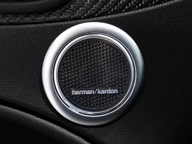 Alfa Romeo Stelvio Carbon Q4 Quadrifoglio