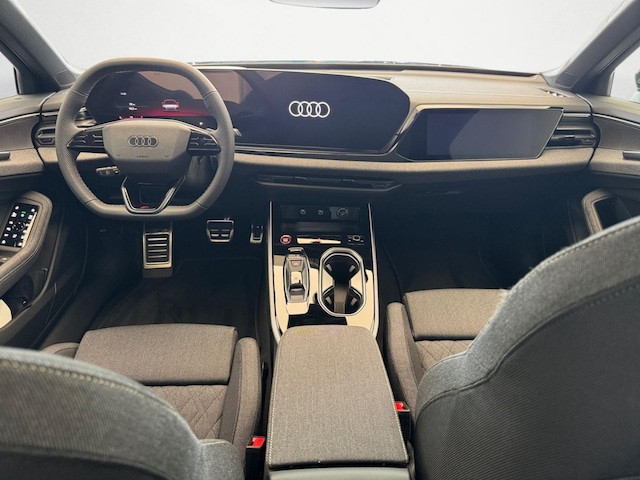 Audi A6 Avant Quattro S-Tronic