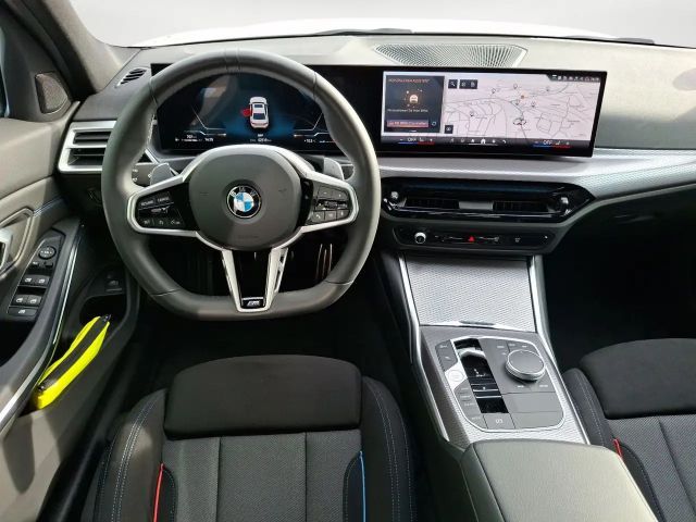 BMW 320 320d M-Sport Sedan xDrive