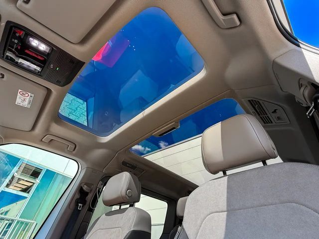 Volkswagen Multivan 2.0 TSI Lang T7