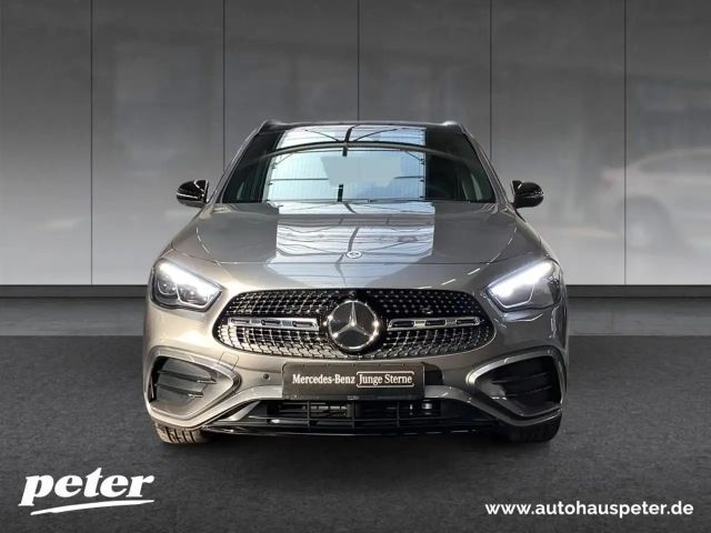 Mercedes-Benz GLA 200 AMG Line