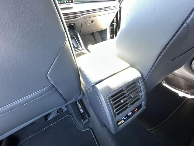 Volkswagen Golf 1.5 eTSI Business DSG