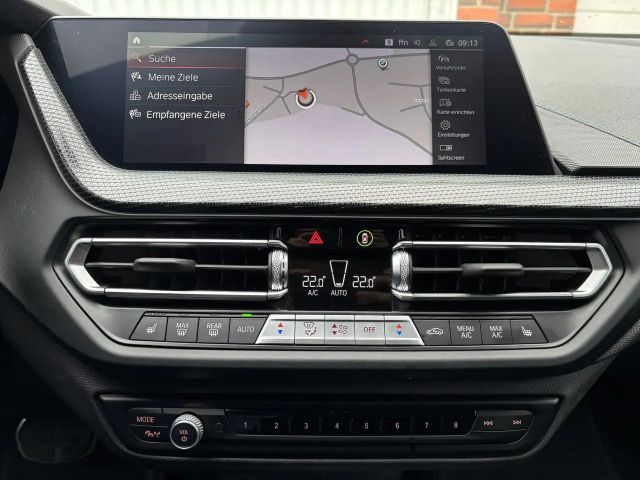 BMW 118 118i M-Sport Sedan