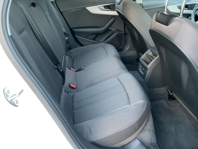 Audi A4 40 TDI Avant Quattro S-Tronic