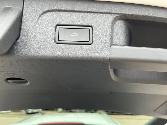 Volkswagen Touran BMT DSG Highline