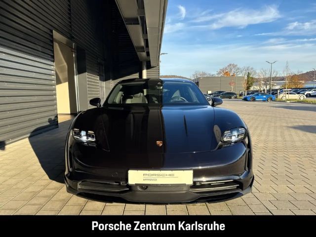 Porsche Taycan 4 Cross Turismo